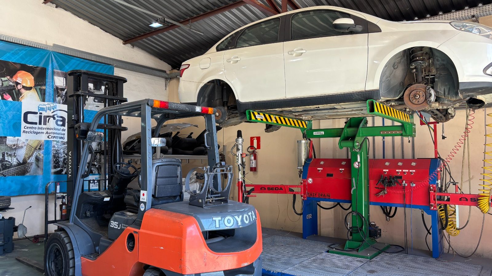 Fórum de Líderes debate futuro de Minas e reciclagem automotiva