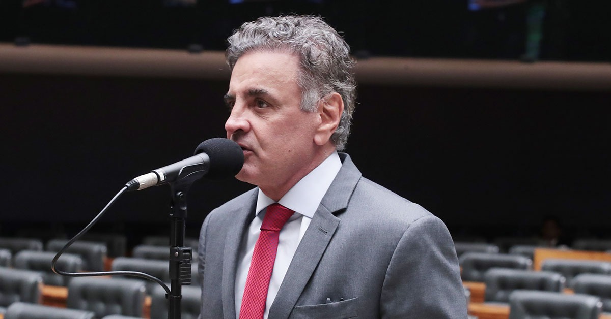 Federação PSDB, Cidadania e PDT pressionam Aécio Neves para disputar Senado por Minas