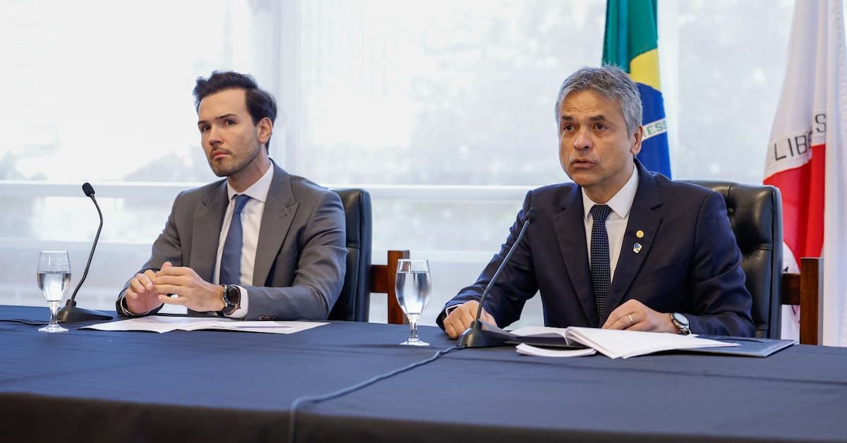 Tadeu Leite (presidente da ALMG - MDB/MG), Carlos Henrique Perpétuo Braga (presidente do TRE-MG)