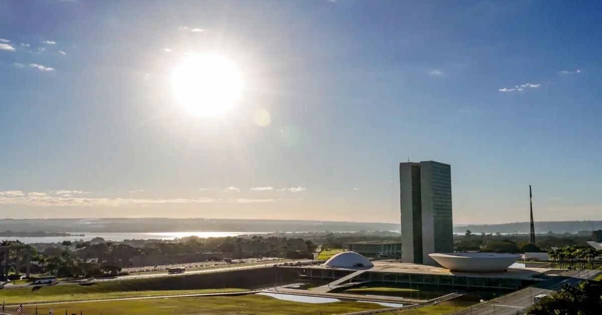 Congresso vota nesta semana fim da escala 6×1 e ‘taxa das blusinhas’