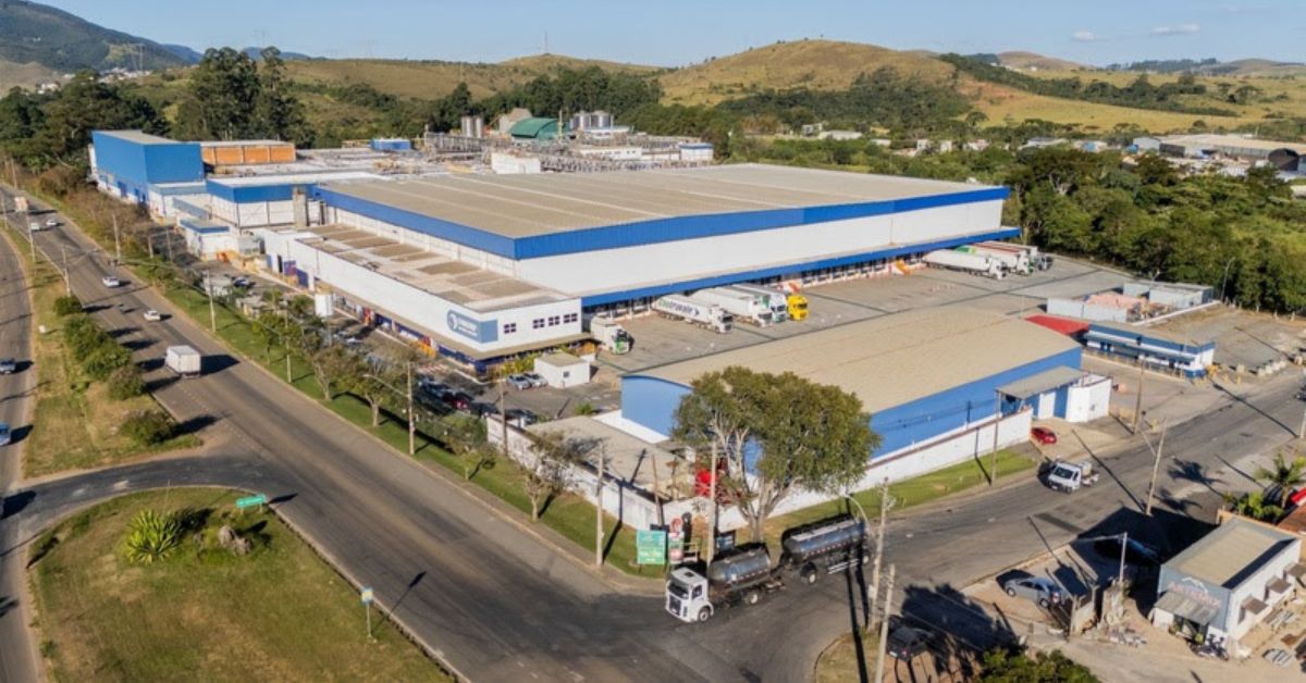 Fábrica da Danone na cidade de Poços de Caldas, Minas Gerais.