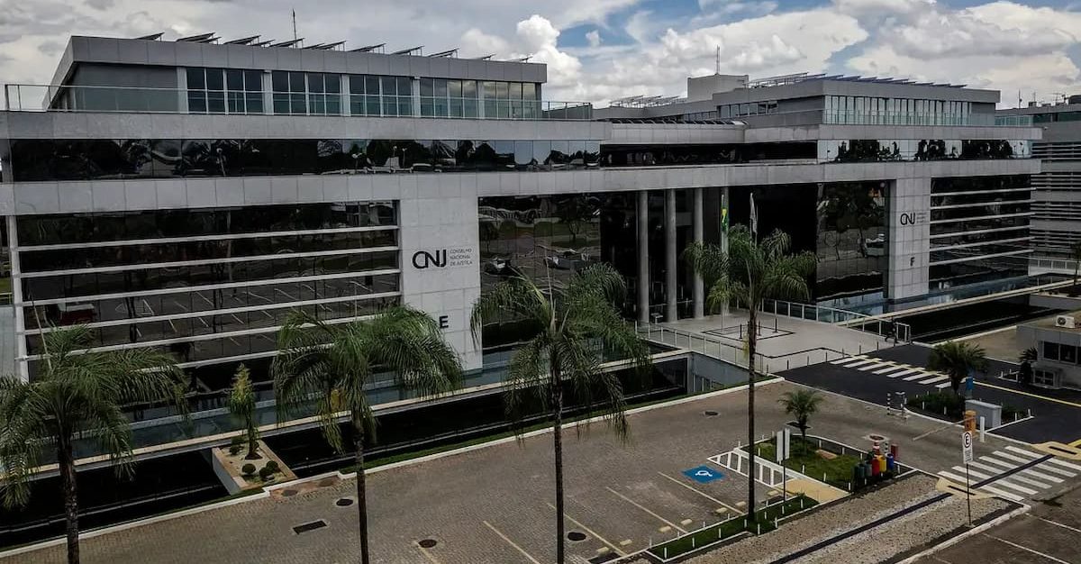 CNJ acaba com aposentadoria compulsória como punição máxima para juiz