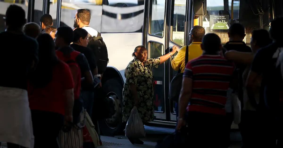 Justiça preserva direito de idosos a passagens interestaduais