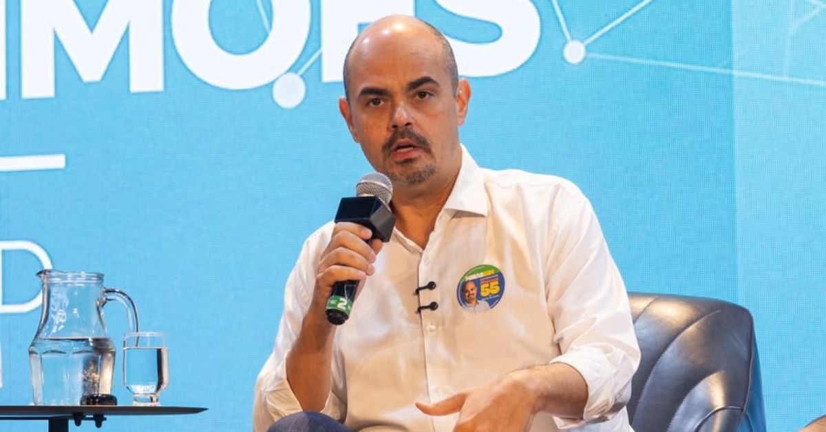 Mateus Simões destaca avanços do Estado e critica Kalil e Lula em encontro com prefeitos da Grande BH