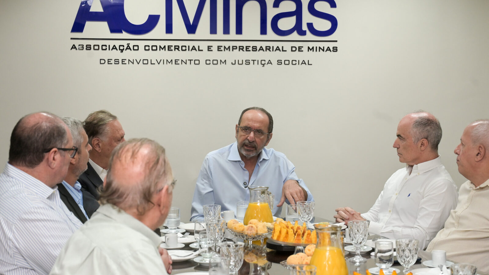 Na ACMinas, Kalil critica incentivos fiscais e defende renegociação da dívida de Minas
