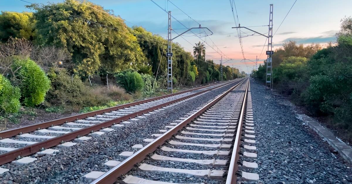 Governo planeja reativar 10 mil quilômetros de ferrovias ociosas em chamamento público