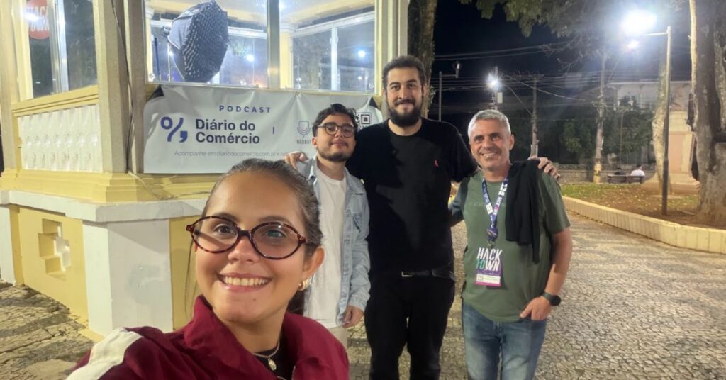 Equipe da cobertura do HackTown 2026