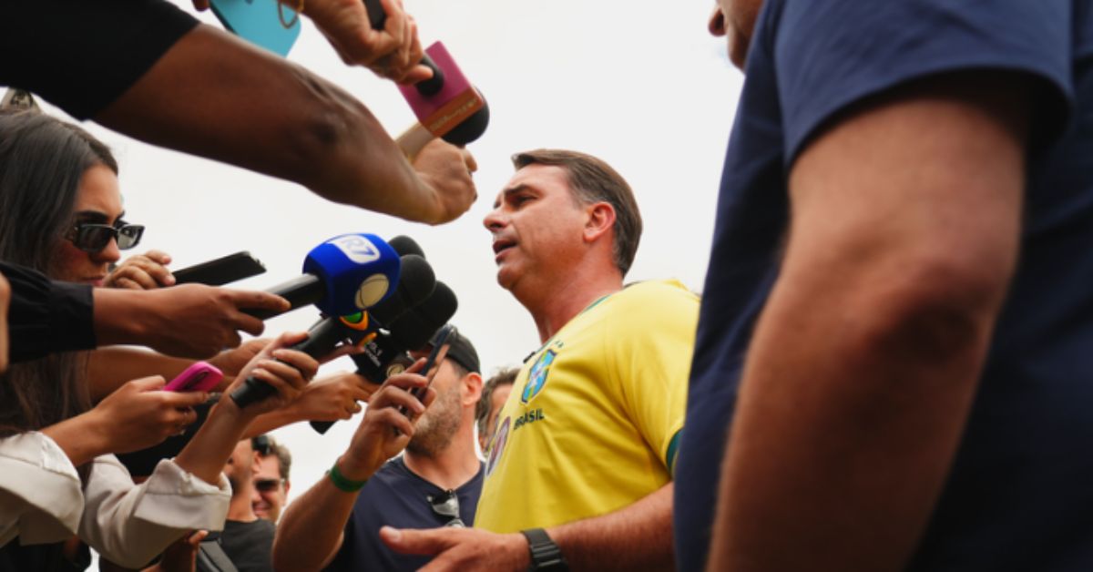 Flávio: Lula está achando que o pobre é otário; pobre é esperto e quer trabalhar