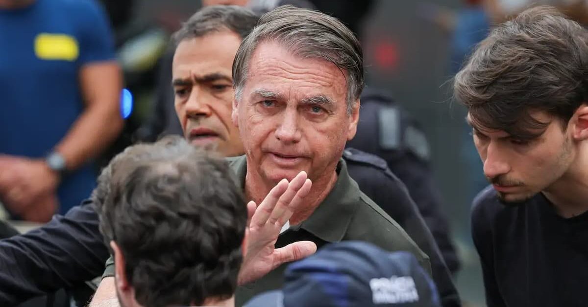 Trama golpista: defesa de Bolsonaro desiste de suspensão da pena
