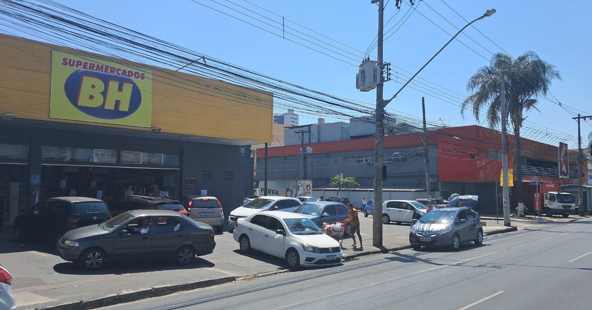 Supermercados BH e DMA Distribuidora removem 12 lojas de transação após avaliação do Cade