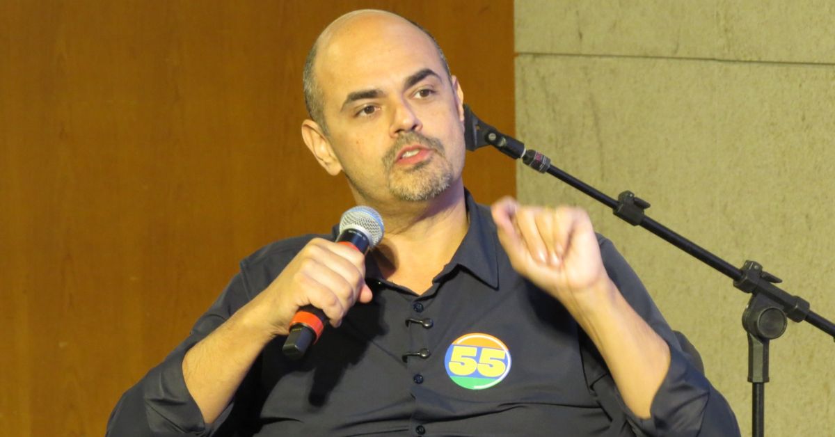 Simões explica motivo de não usar imagem de Zema em sua campanha ao governo de MG