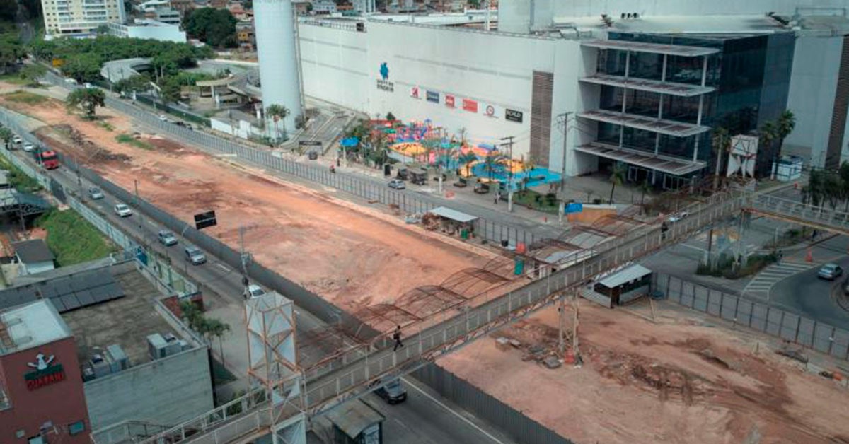 Um ano após início de obra na Cristiano Machado, custo de deslocamento para Confins sobe até 19,4%