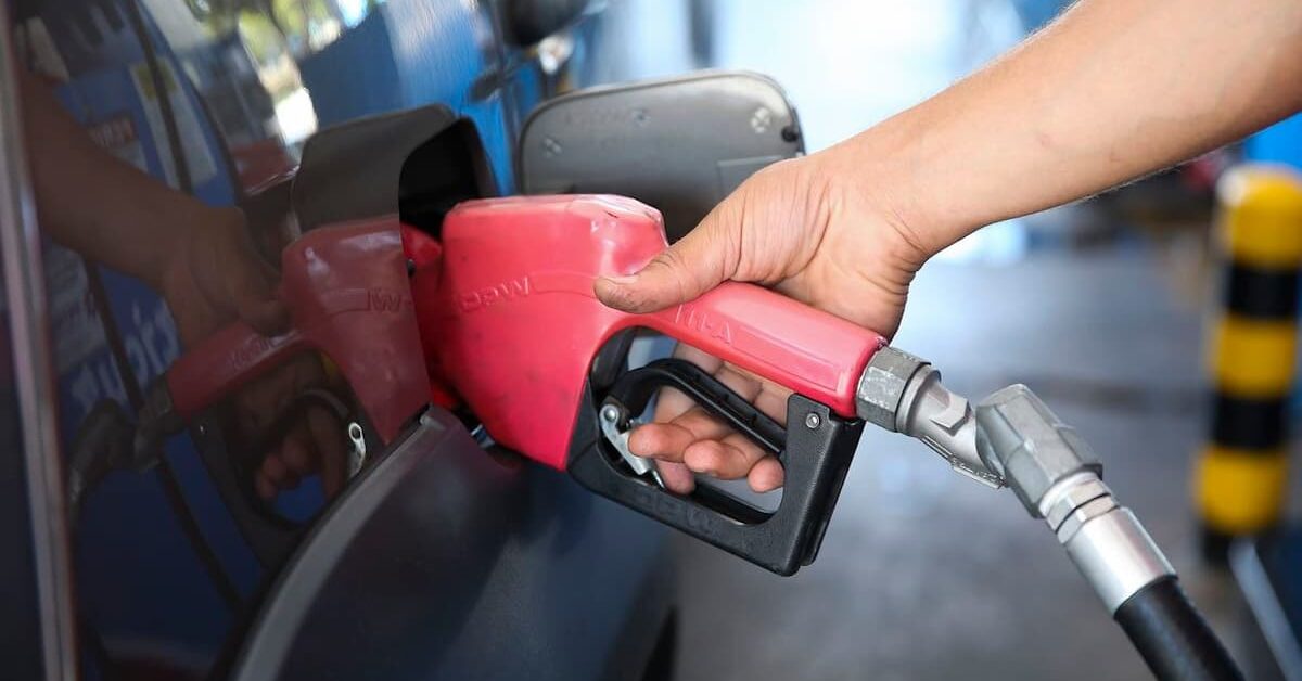 Subsídio de R$ 2,12 ao diesel deve ser mantido por 30 dias