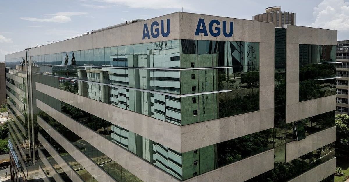 AGU aciona PF para apurar suposto repasse de Trump a ações contra STF