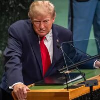 Lá fora Trump: cá dentro STF