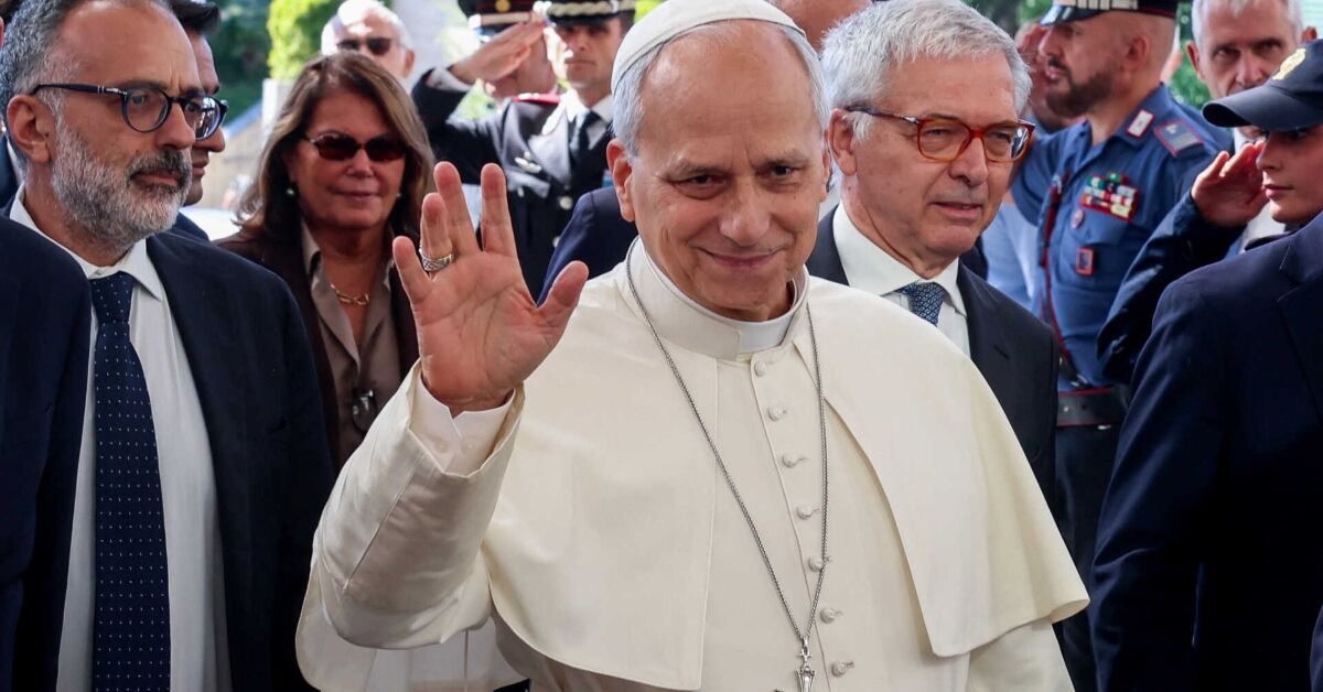 Cirurgia pulmonar do papa Leão foi bem-sucedida e ocorreu conforme o planejado, diz Vaticano