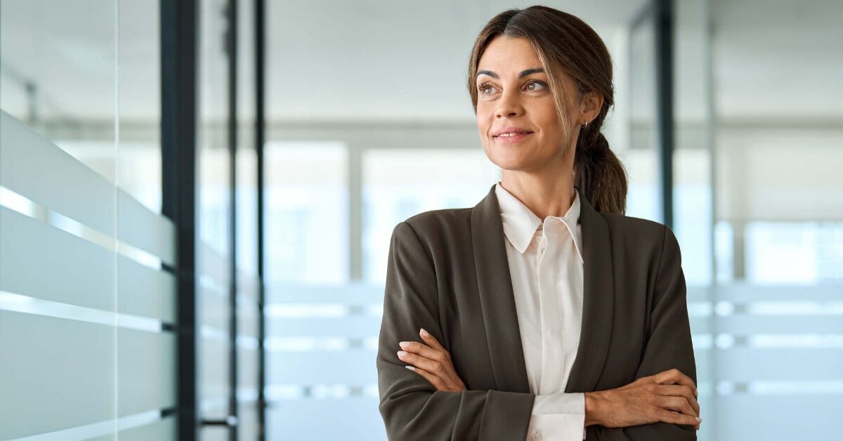 Botox de Currículo: até quando mulheres precisarão esconder a idade para serem aceitas no mundo corporativo?