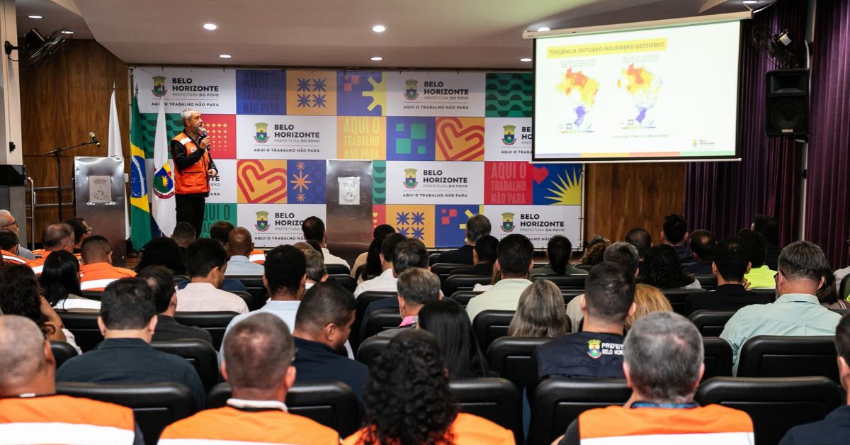 Prefeitura de BH inicia reuniões para período chuvoso e prevê atuação contra eventos climáticos extremos