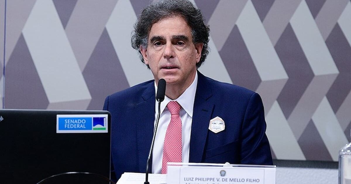 Presidente do TST celebra fim da escala 6×1 e cita 104 milhões de faltas no trabalho em 10 anos
