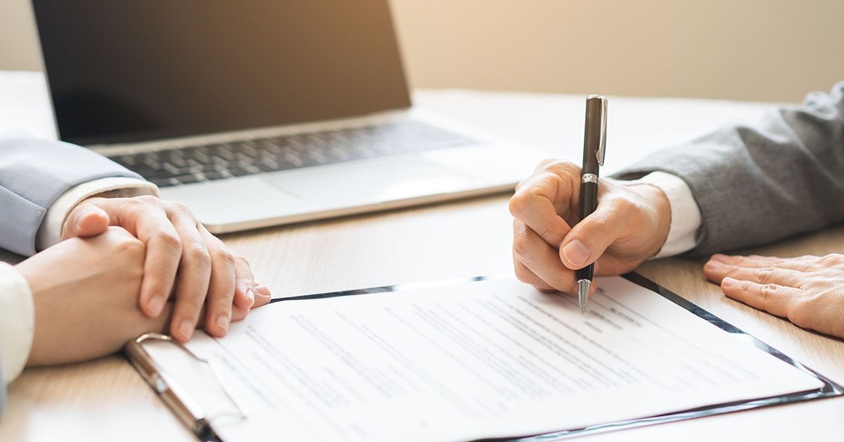 Assinatura de contrato