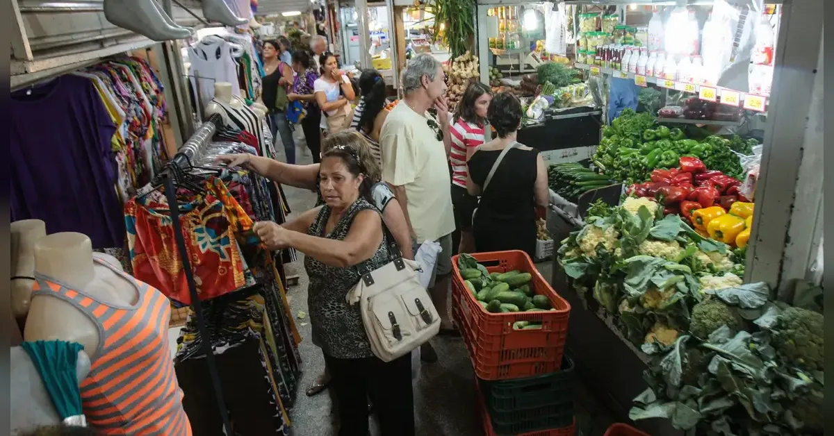 Cortes em auxílios sociais podem gerar retração em cidades do interior