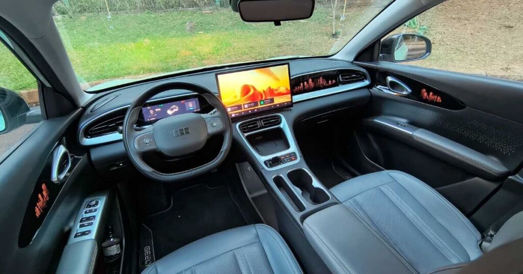 Geely EX2