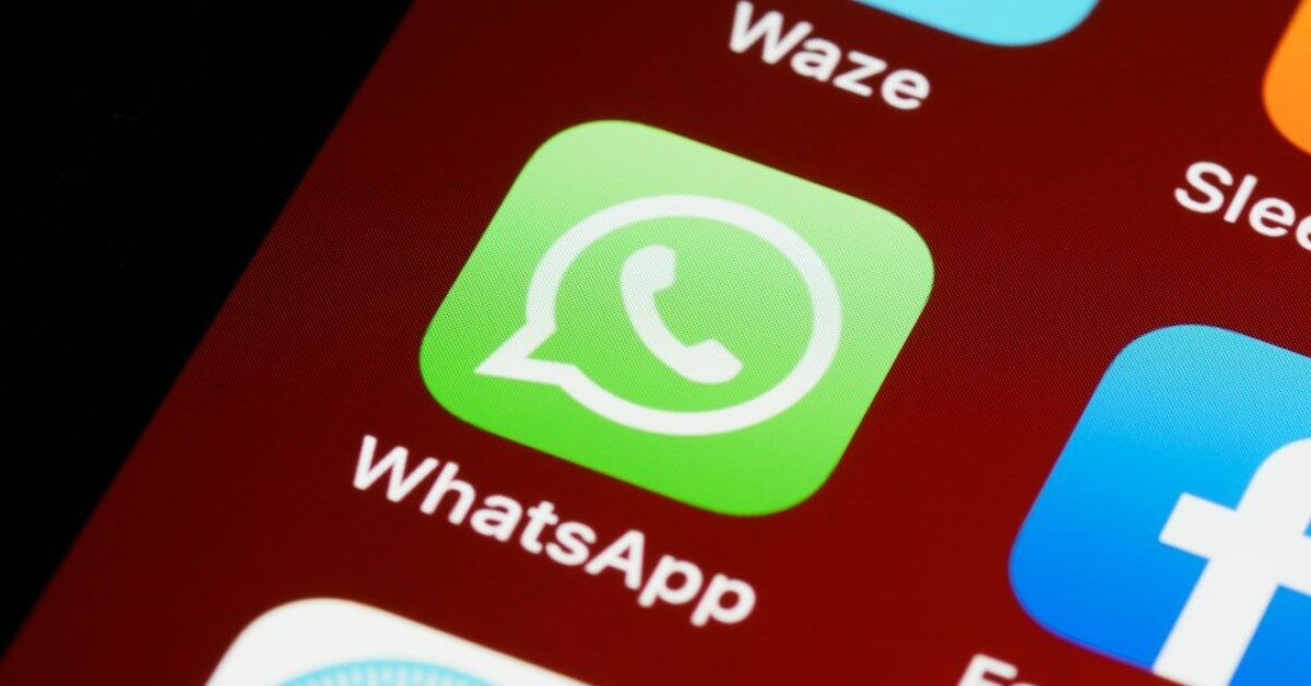 iFood passa a montar o pedido pelo WhatsApp, procura o melhor cupom e deixa a compra pronta com um clique
