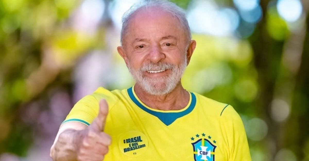 Lula ultrapassa Flávio Bolsonaro em índice de popularidade digital após fôlego no 2º turno