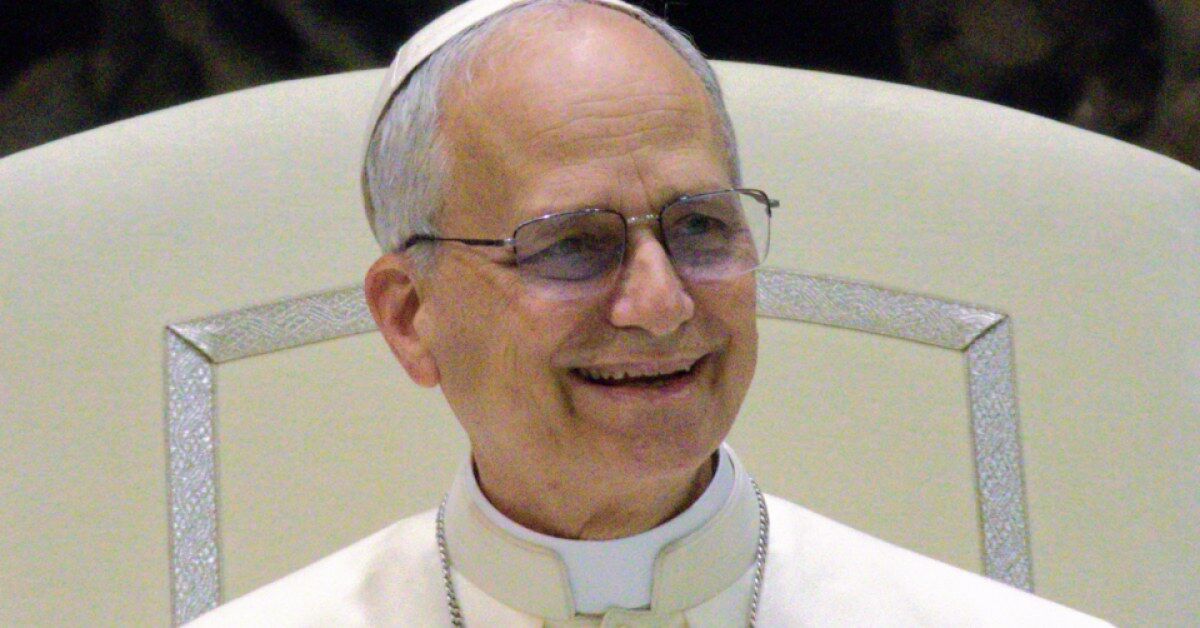 Papa Leão XIV critica a fome em meio ao avanço tecnológico: “É intolerável que o pão seja considerado um privilégio”