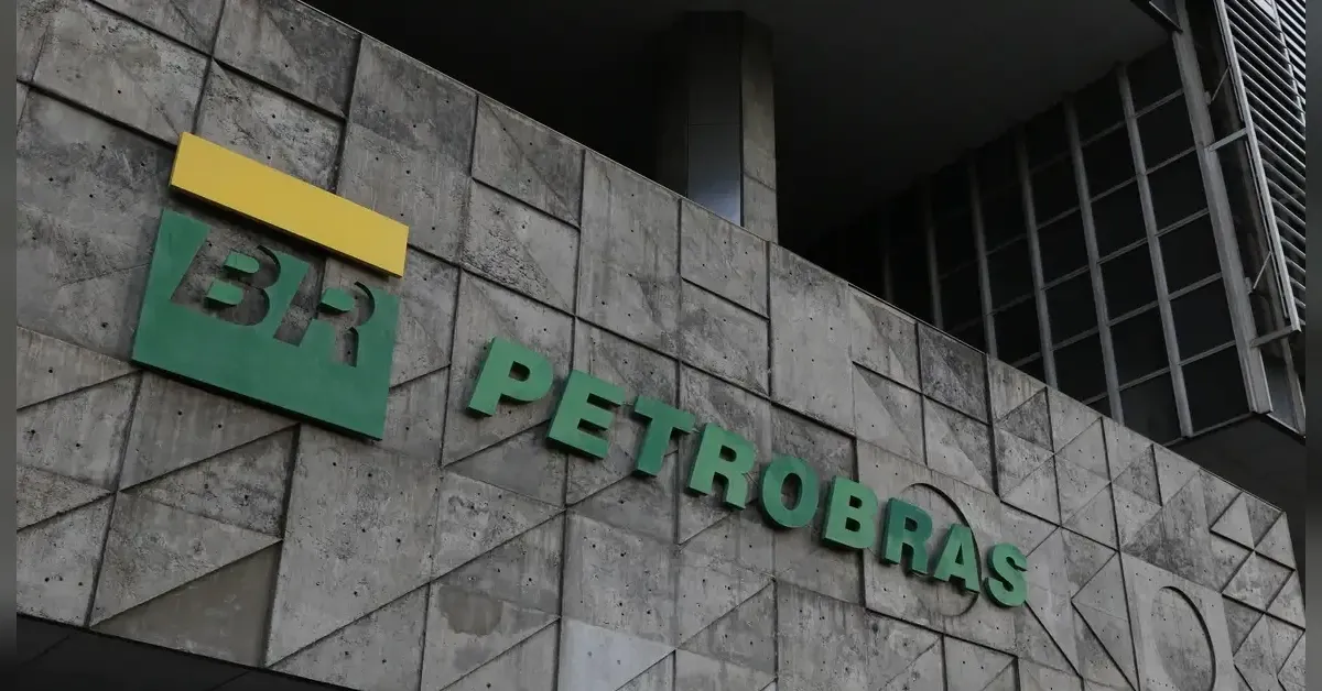 Petrobras alcança R$ 800 bilhões em valor de mercado e renova máxima histórica na Bolsa