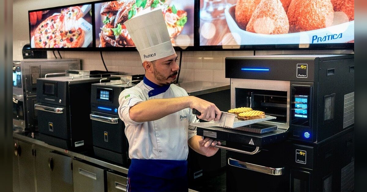 Superforno criado em Minas prepara alimentos em segundos e chega a 50 países